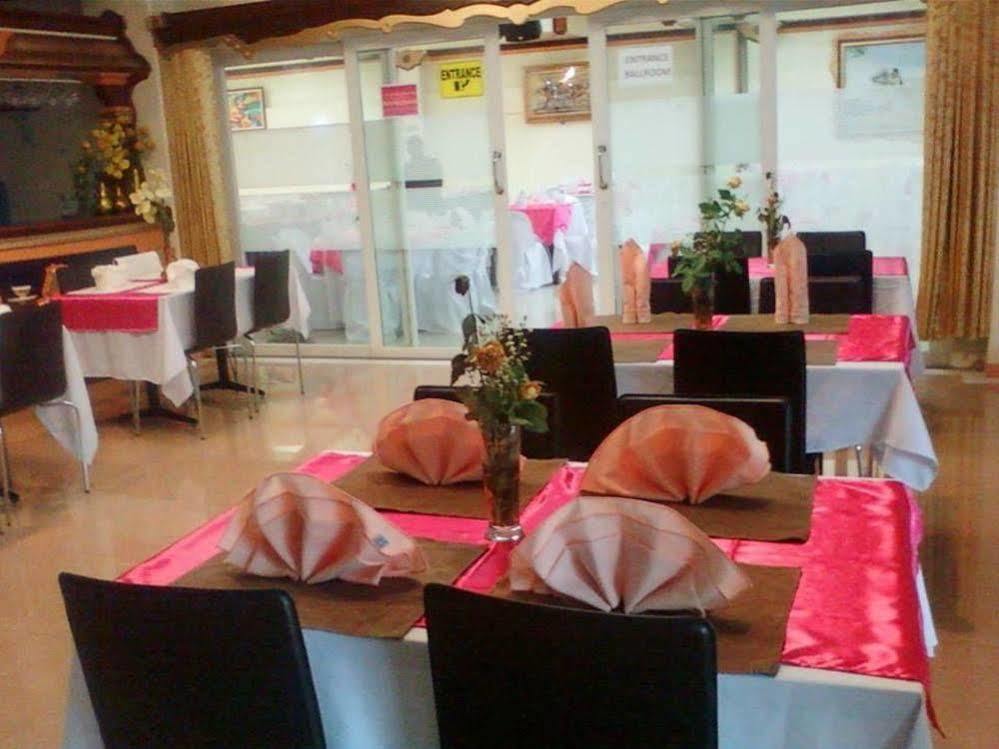 Golden Stallion Suites Cagayan de Oro Exterior foto