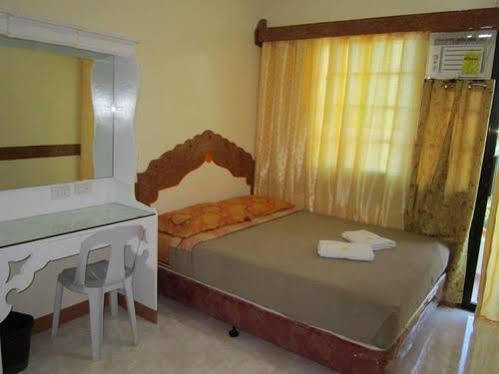 Golden Stallion Suites Cagayan de Oro Exterior foto
