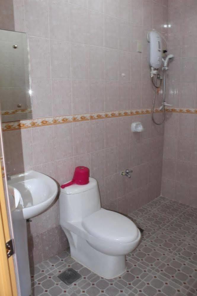 Golden Stallion Suites Cagayan de Oro Exterior foto